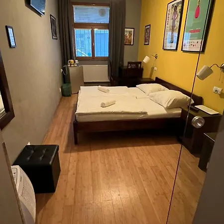 Central Studios 3* Πράγα